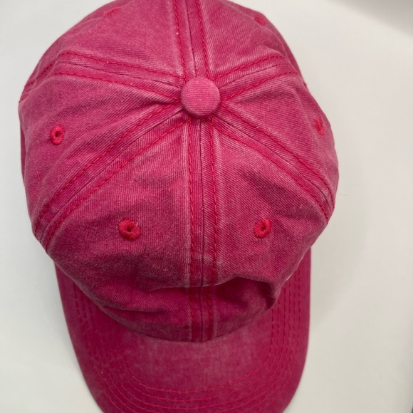 NWOT adjustable baseball cap, hat, embroidered heart, slightly washed ou… - Picture 4 of 8